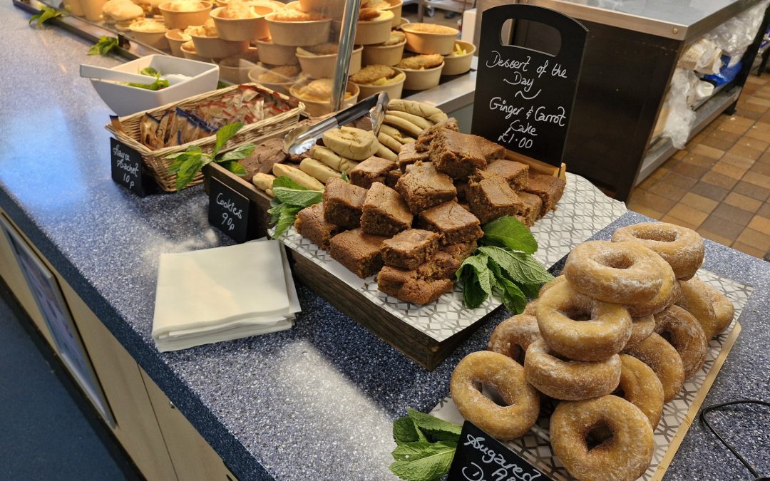 Catering Team Celebrate 5-Star Food Hygiene Result